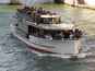  bateau sur la Seine (vedettes de Paris)